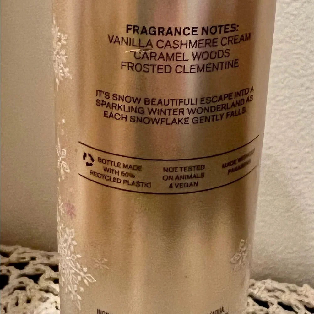 B & BW Snowflakes & Cashmere - Picture 2 of 5